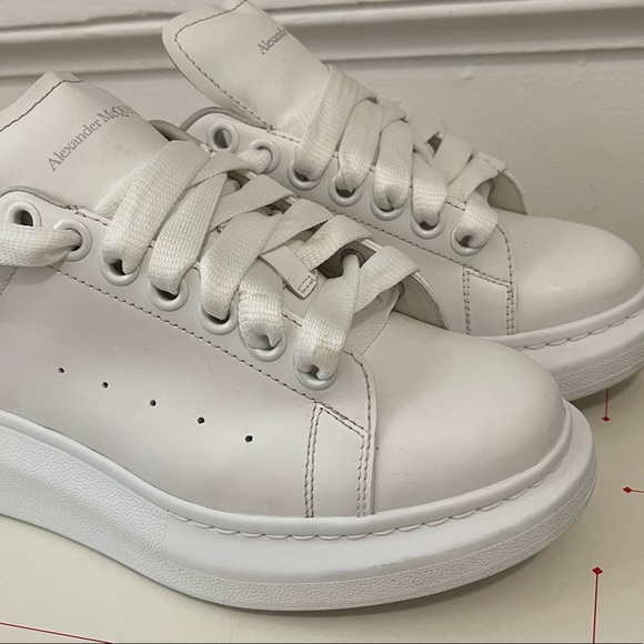 🔥Alexander McQueen oversized Leather Sneakers💃🏼 - Picture 8 of 12